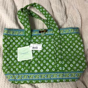Vera Bradley toggle tote